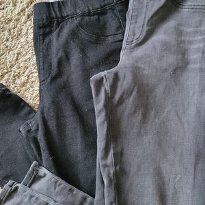 2 Pair Of EXPRESS Women Sko